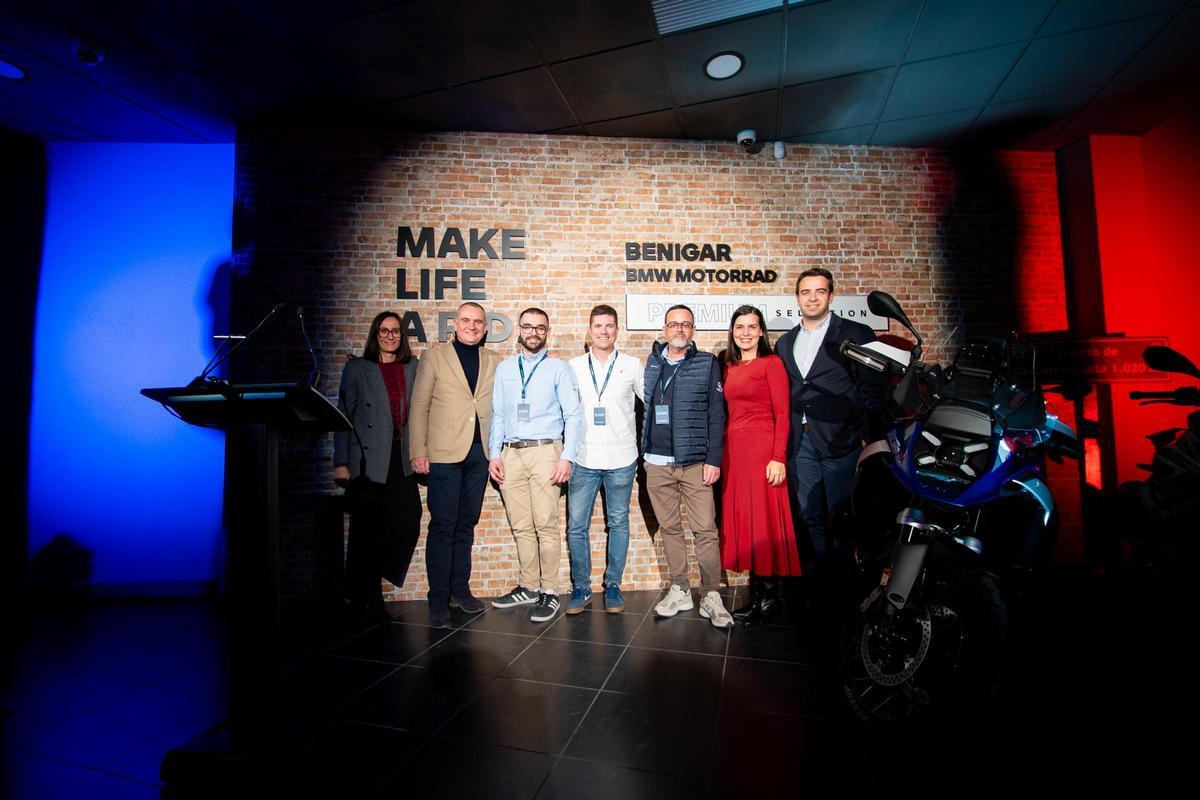 Directivos y equipo de BMW Motorrad Benigar.