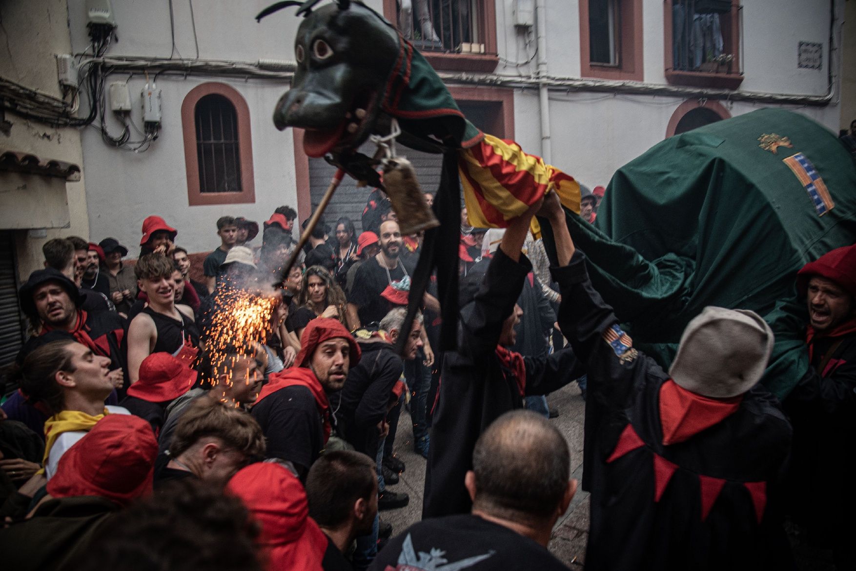 Les millors imatges del passacarrers de dimecres al vespre de Patum