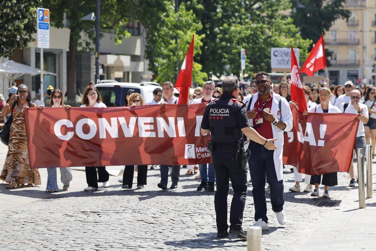 Les imatges de la protesta dels metges a Girona