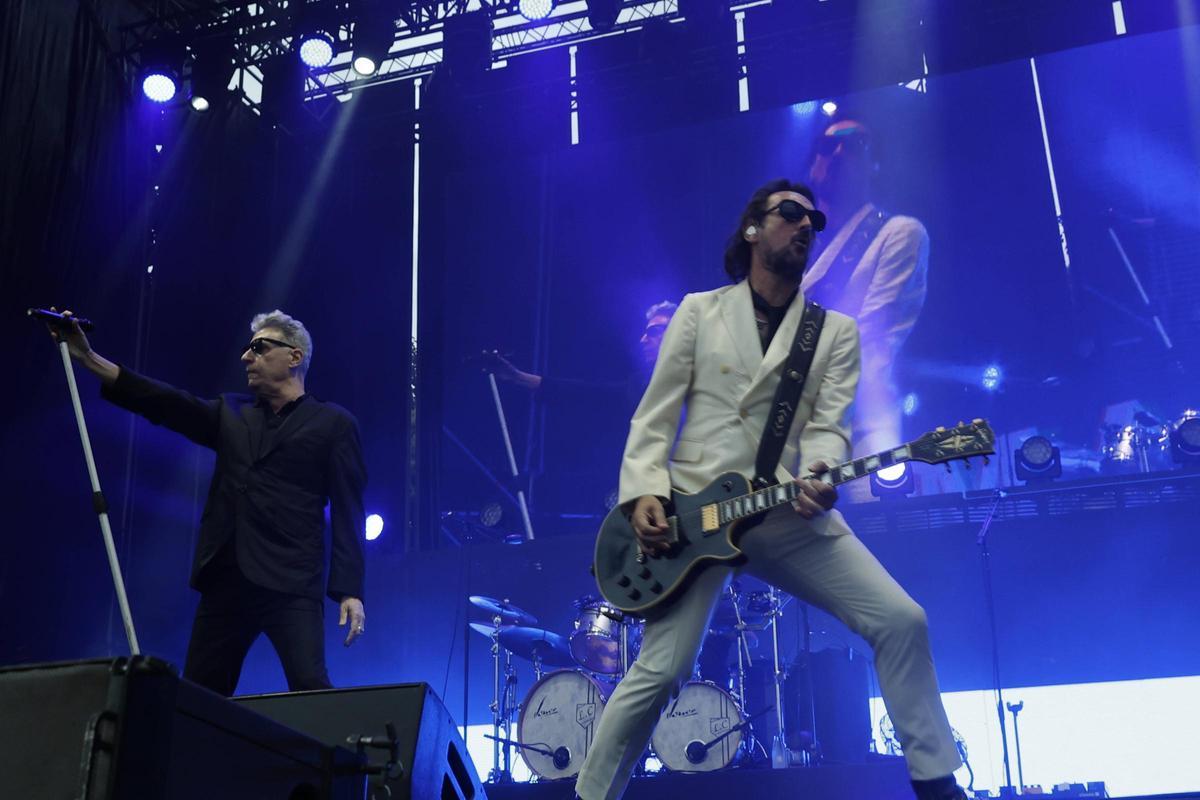 El concierto de Loquillo en el Festival Metrópoli de Gijón, en imágenes