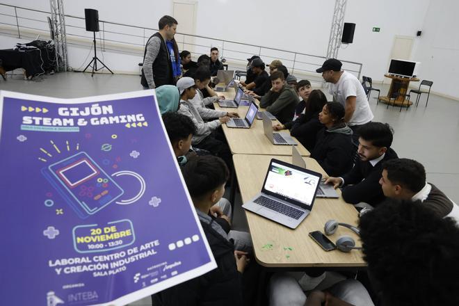 LABoral Centro de Arte acoge la tercera edición de Gijón Steam and Gaming, que une formación y ocio digital