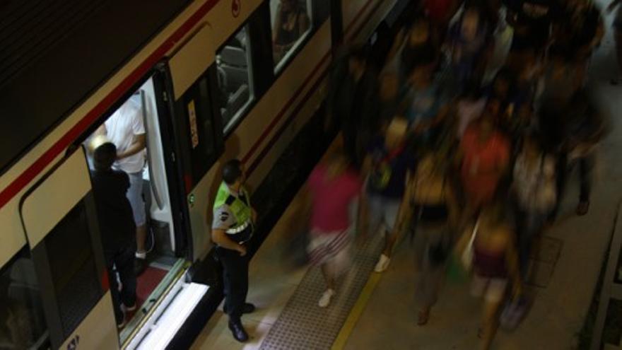 Recuerdo a las víctimas en la noche de San Juan en Castelldefels