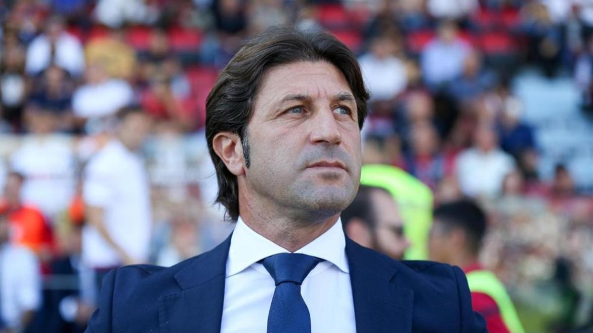 El técnico Massimo Rastelli es destituido del Cagliari