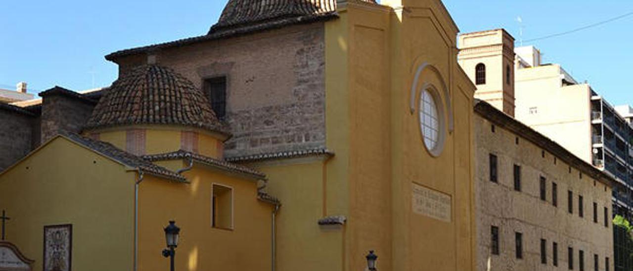 Un monasterio de la Roqueta maltratado