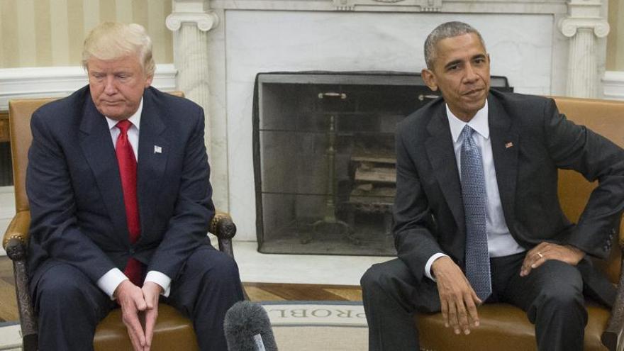 Trump acusa a Obama de interceptar sus llamadas.