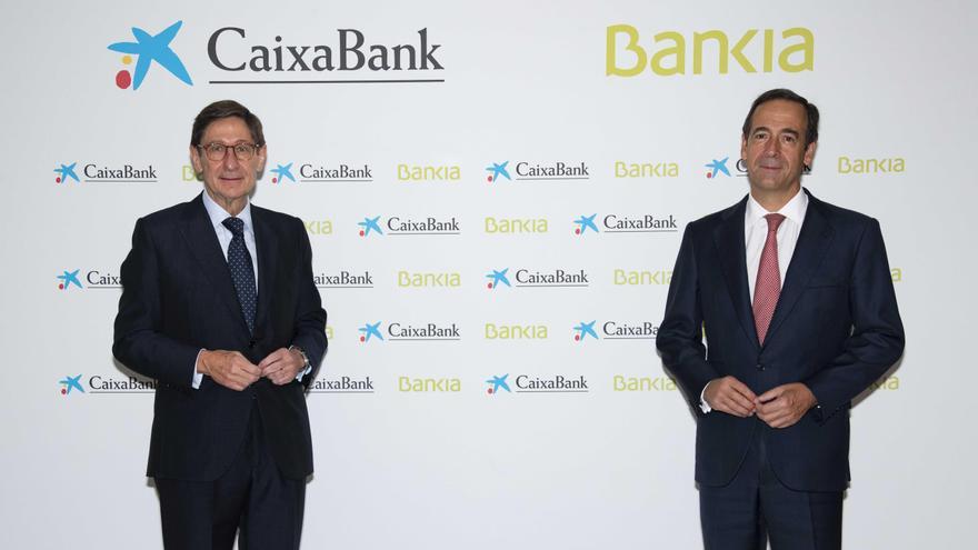 Competencia da luz verde con matices a la fusión de CaixaBank y Bankia