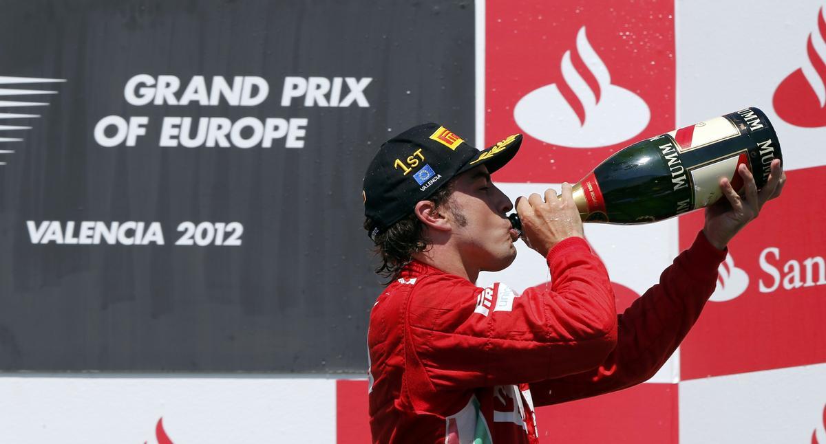 Fernando Alonso, en el podio del GP de Europa de València