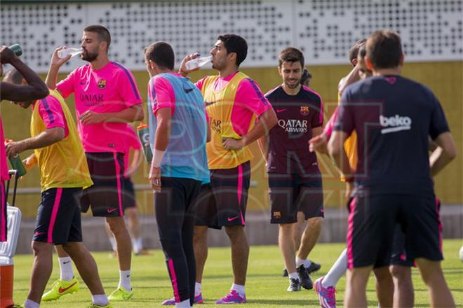 El primer entrenamiento de Luis Suárez en el Barça