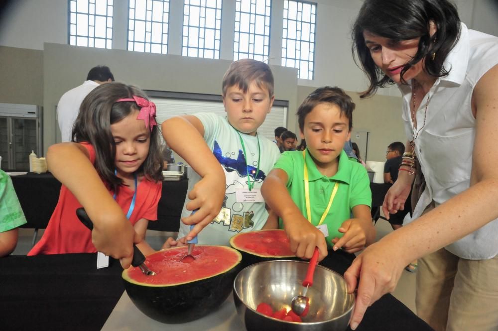 Compras y cocina con los más pequeños en el mercado de Vilagarcía.