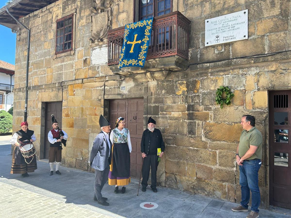 EN IMÁGENES: Homenaje en Villaviciosa a José Caveda y Nava