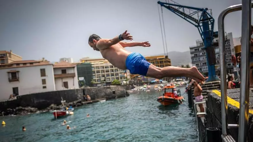 Un día en el muelle de Puerto de la Cruz