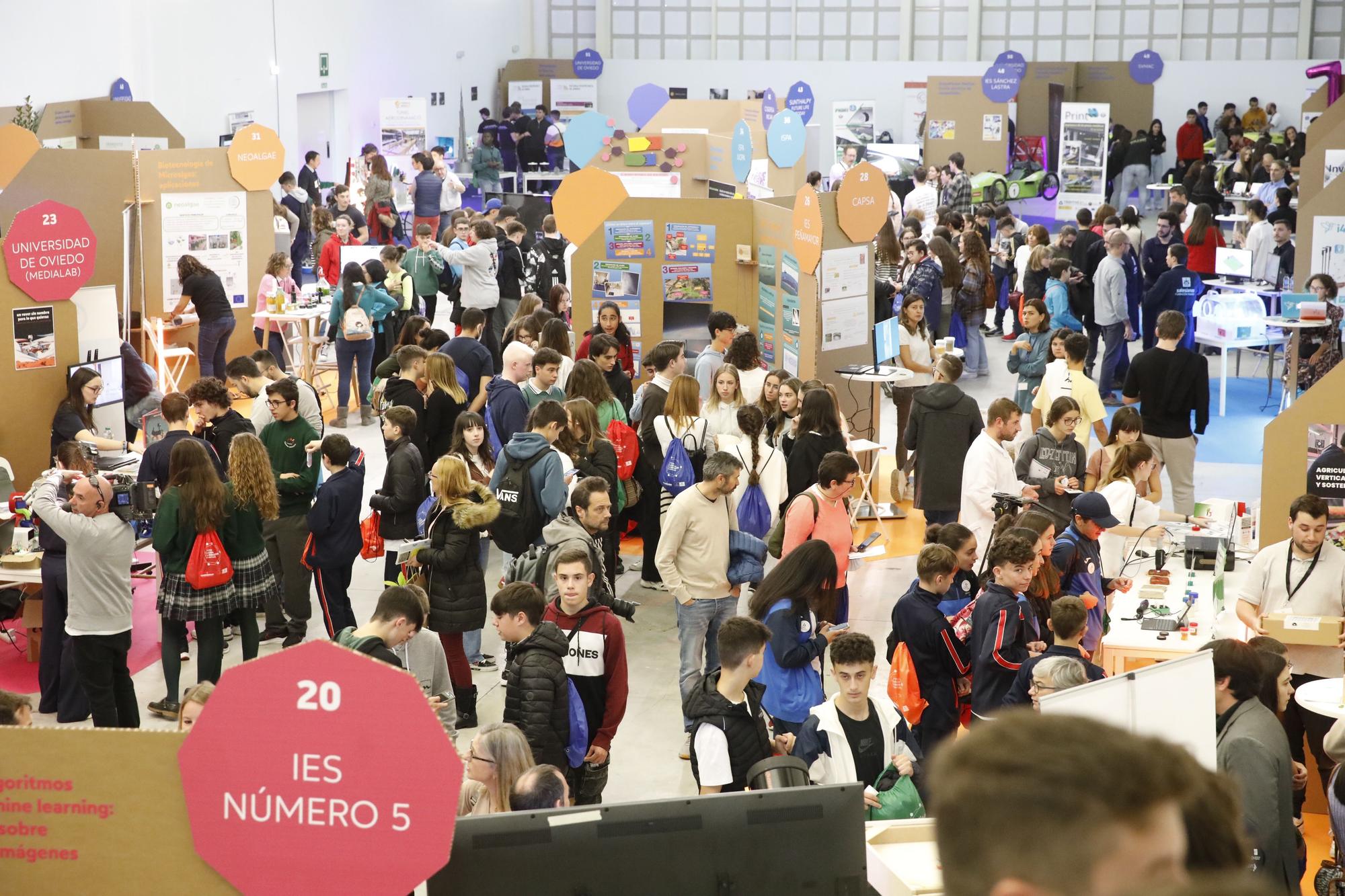 En imágenes: Gijón acoge la I Feria de la Ciencia y la Innovación de Asturias