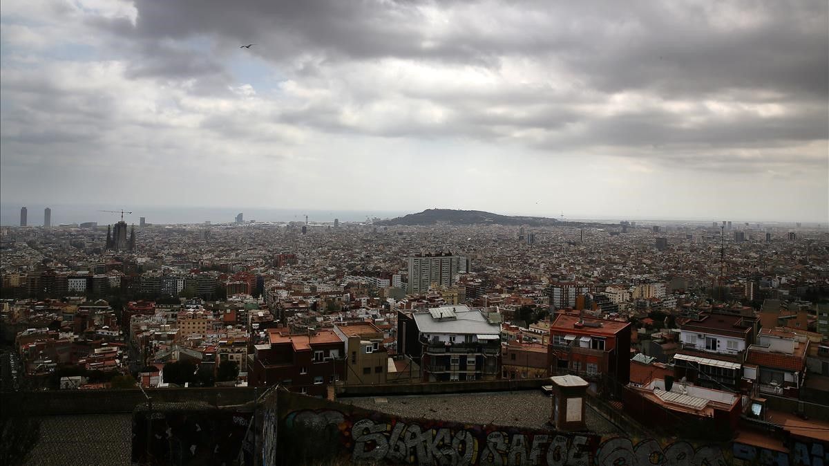 Barcelona vista desde el Turo de la Rovira.