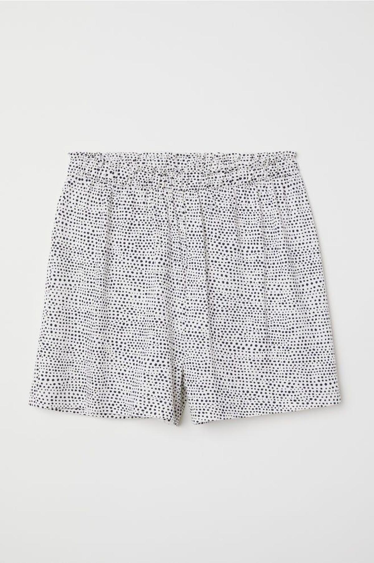 Bermudas de lunares de H&amp;M (Precio: 3,99 euros)