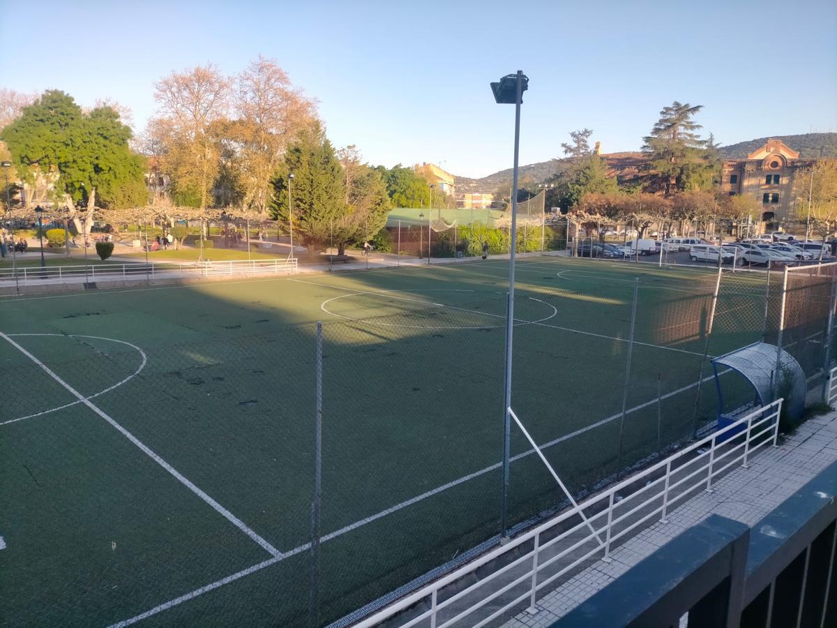 Una imagen del campo de fútbol de La Coronación de Plasencia.