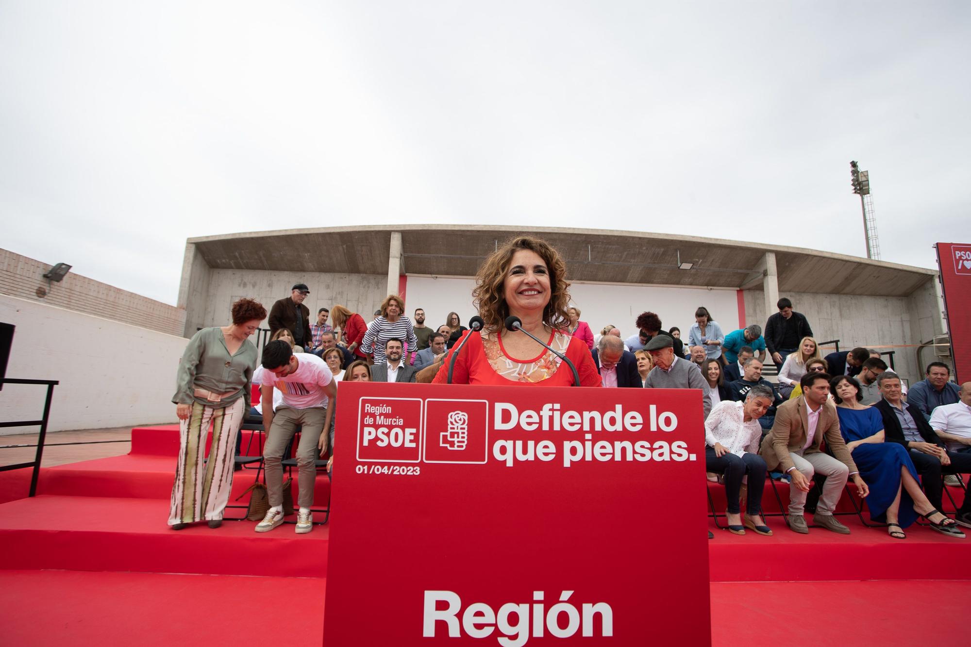 Serrano presenta su candidatura al Ayuntamiento de Murcia junto a la ministra Montero