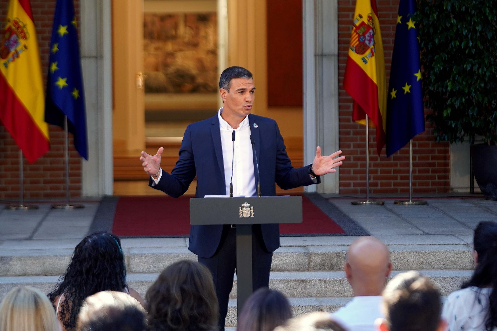 Acto de inauguración del curso político del presidente del Gobierno, Pedro Sánchez, junto a medio centenar de ciudadanos.