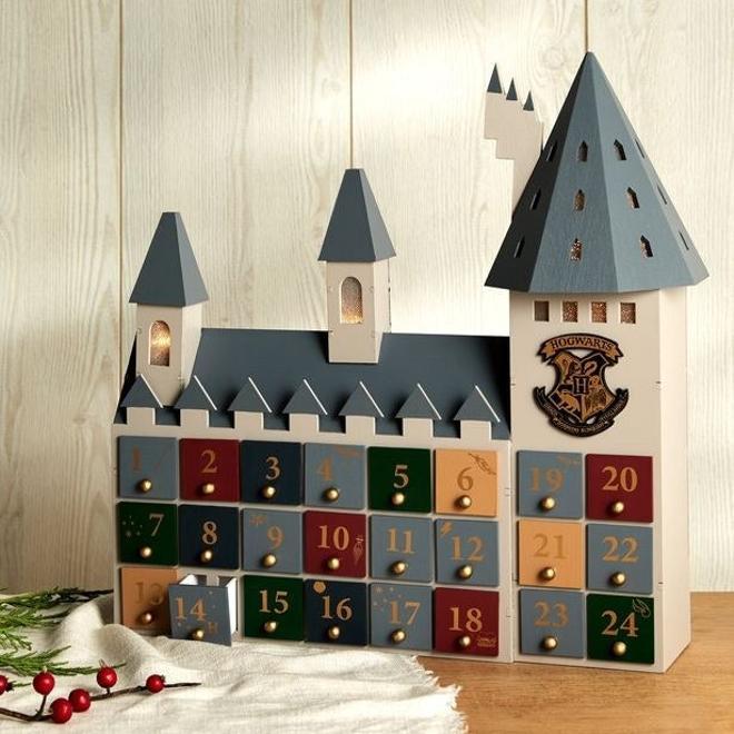 Calendario de adviento de madera de Harry Potter de Primark