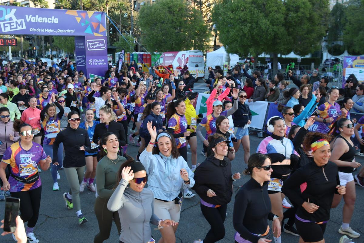 Búscate y descarga tu foto en la 10K Fem