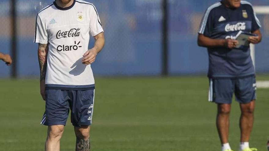 Messi, durante el entrenamiento de ayer de Argentina.