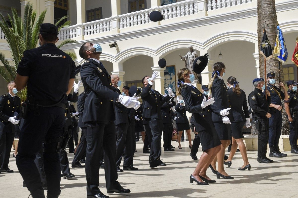 Jjura del cargo de 76 alumnos de la XXXV Promoción de la Escala Básica de la Policía Nacional