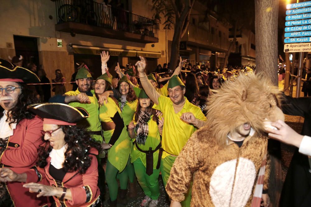 Els carrers de Llançà fan olor a Carnaval