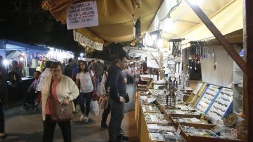 Mercadillo medieval en Bulevar del Pla