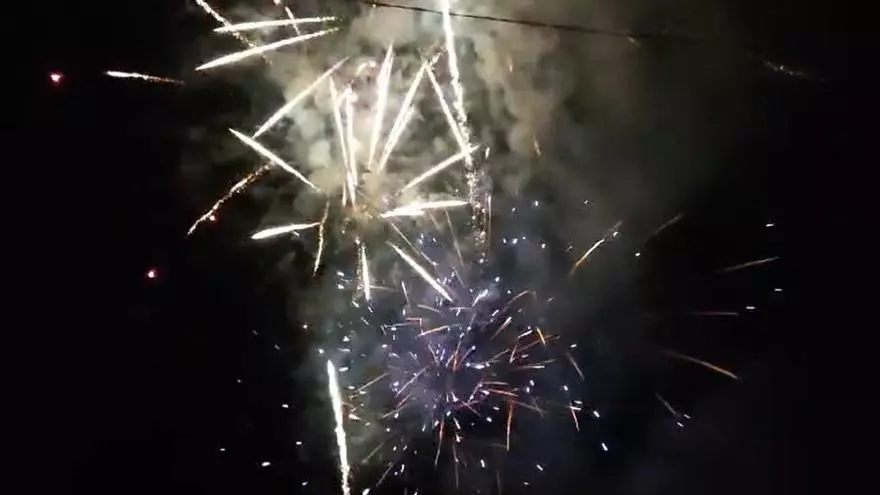 Espectacular descarga de fuegos artificiales en Grado: "Ha sido una auténtica pasada, se han superado"