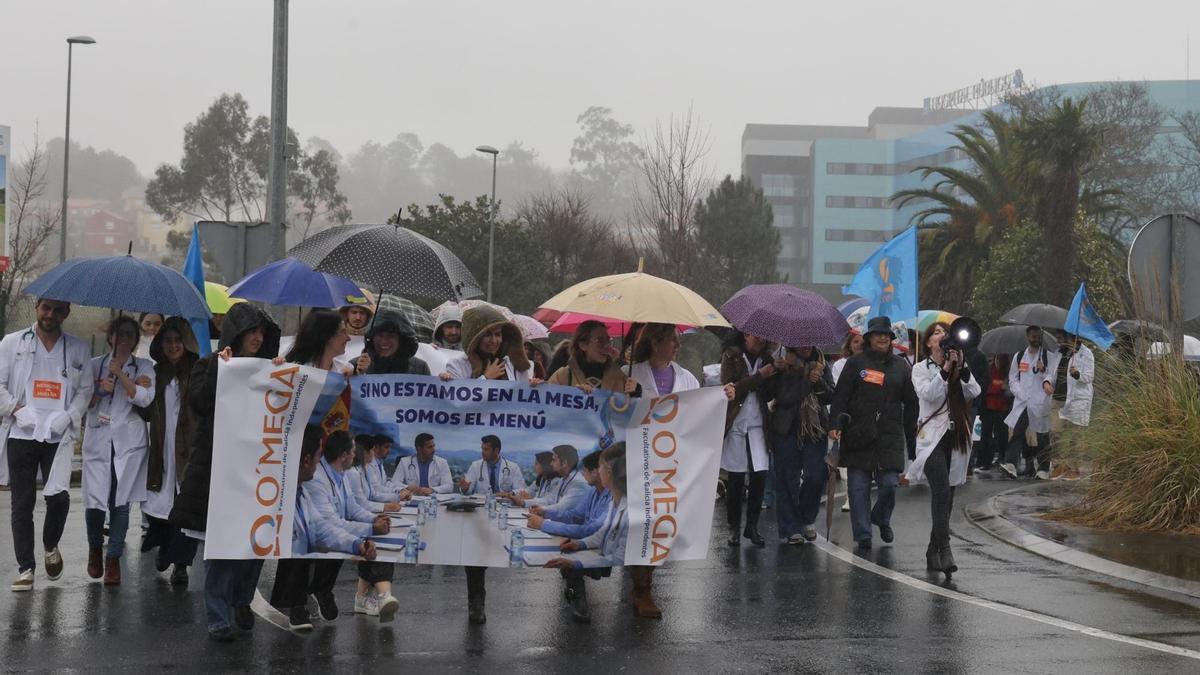 Arranca la huelga de médicos en el Cunqueiro