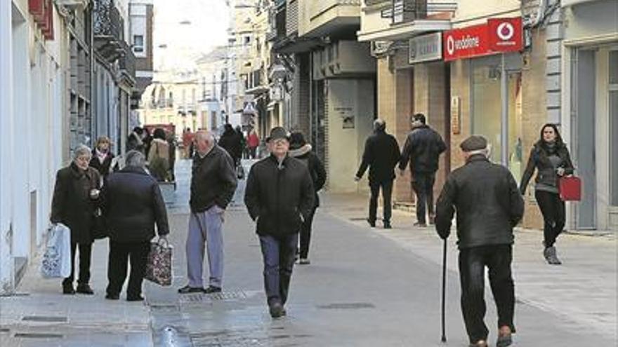 El Consistorio y colectivos vecinales analizarán el futuro uso de la Corredera