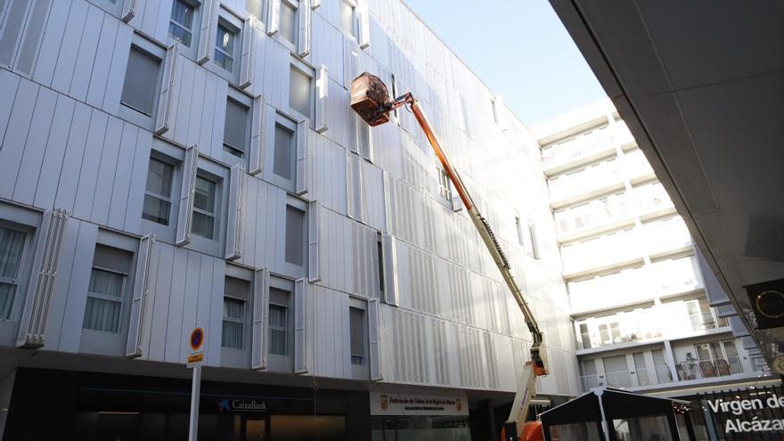 Preocupación entre los vecinos de un edificio de Lorca construido con la misma técnica que el incendiado en Valencia