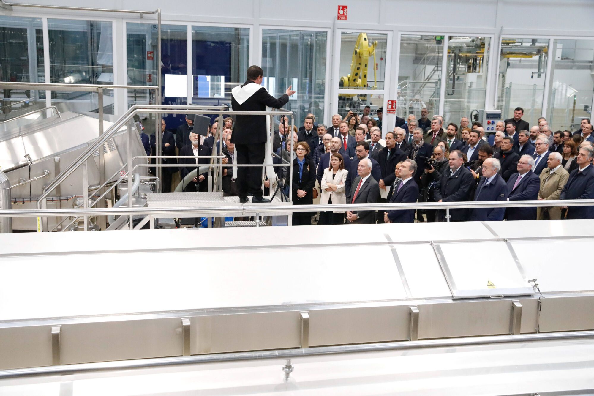 EN IMÁGENES: Inauguración de la nueva planta de Reny Picot en Anleo (Navia)
