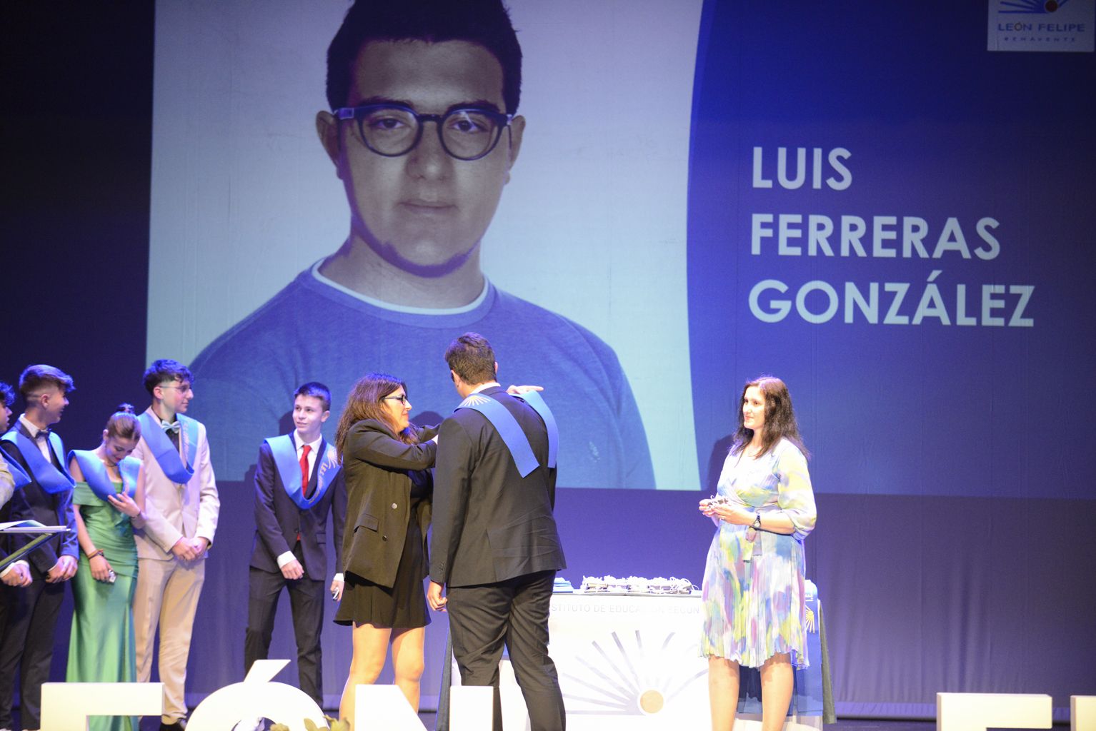 Graduación de bachilleres y alumnos de FP y Ciclos Formativos del IES León Felipe