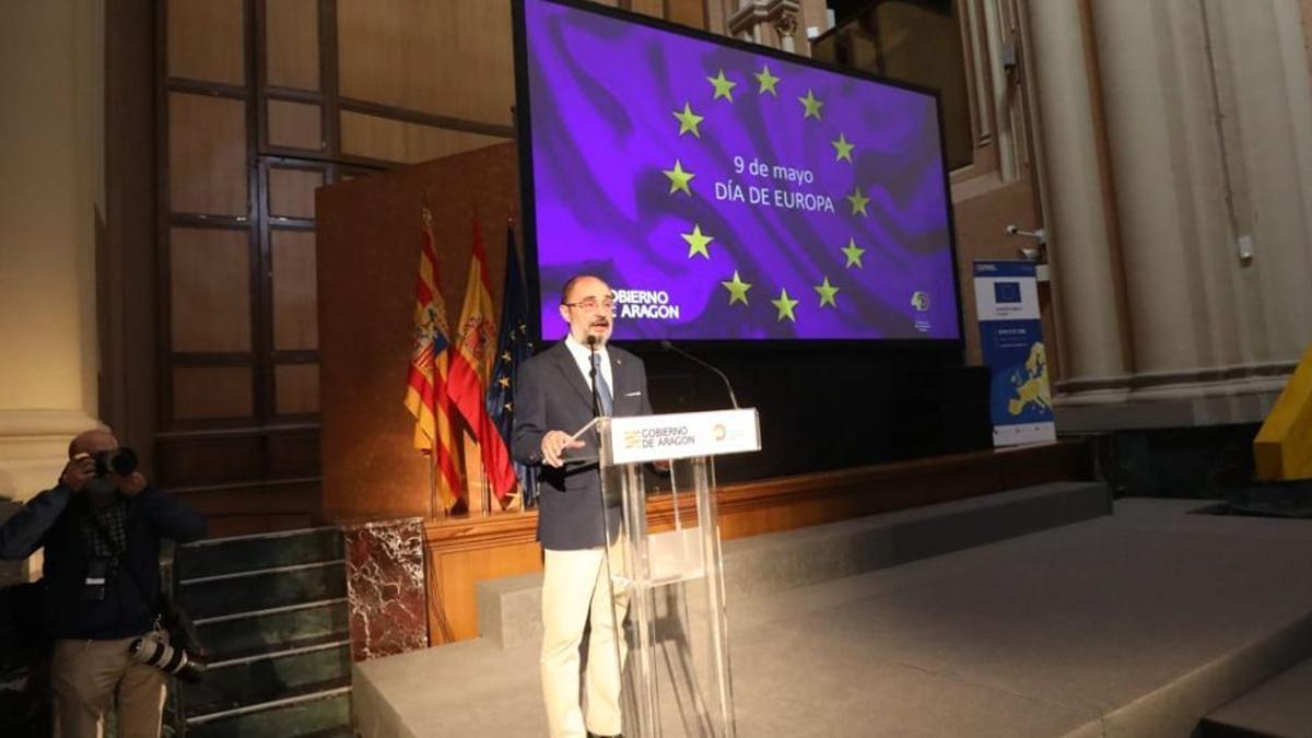 Javier Lambán, este lunes en el acto del Día de Europa. / ÁNGEL DE CASTRO