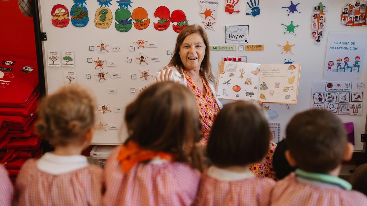 Una profesora en el Colegio Claret de Madrid.