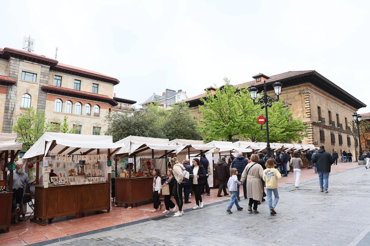 El retorno del Mercado Artesanal y Ecológico a Oviedo El retorno del Mercado Artesanal y Ecológico a Oviedo