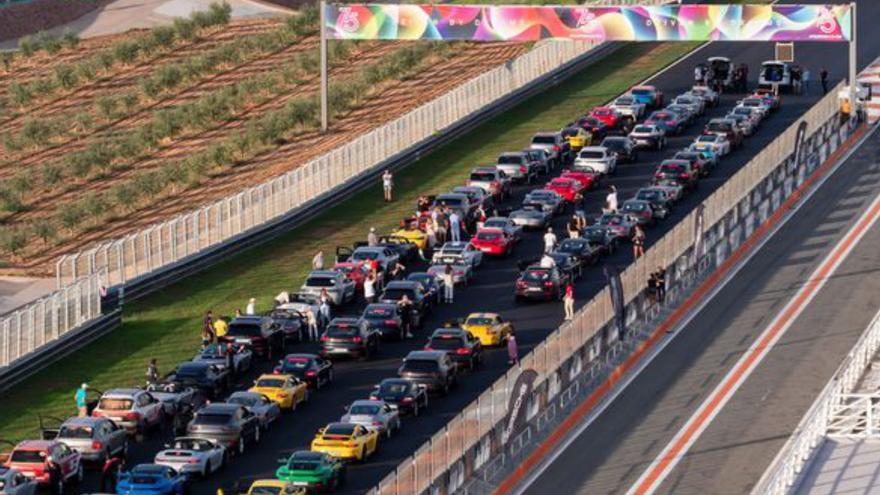 La Porsche Experience pren el circuit valencià