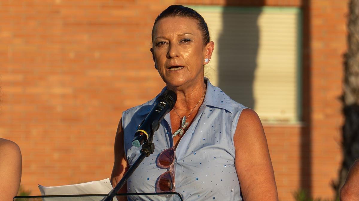 Santa Pola clama contra el terrorismo en el 24 aniversario del atentado contra la casa cuartel