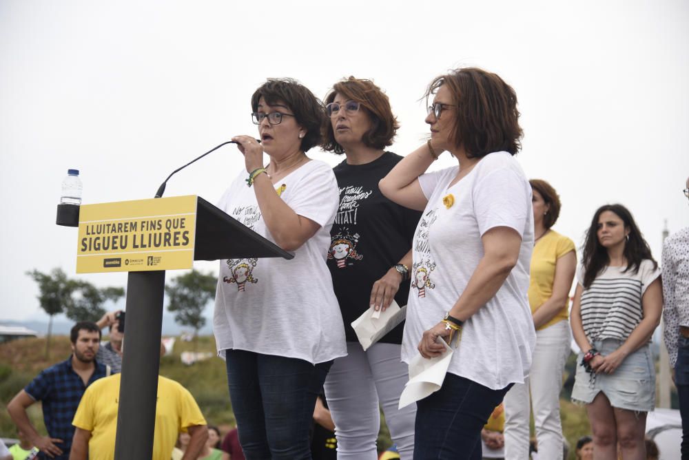 Concentració a Lledoners per l'alliberament dels independentistes presos