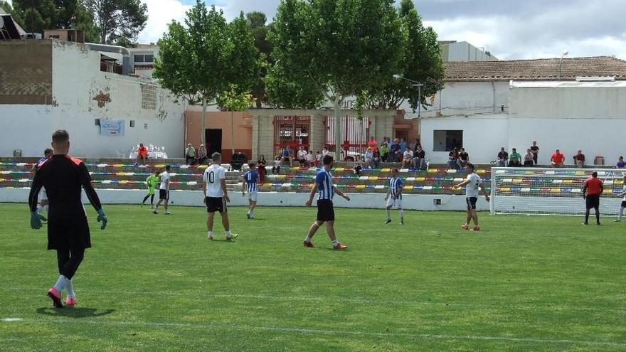 Imagen de un partido de fútbol-7disputado en Aspe.