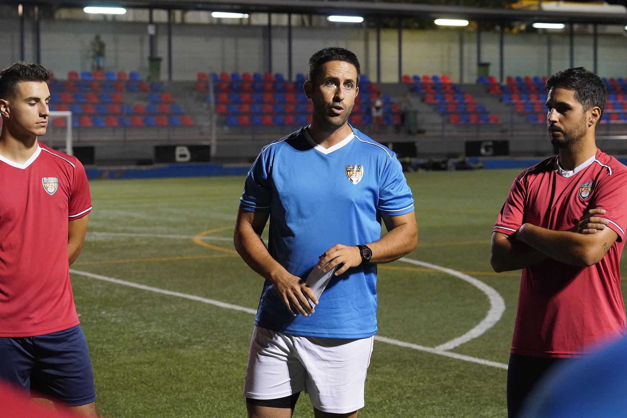 Club de Futbol Sant Feliu de Guíxols entrenant a Vilartagues