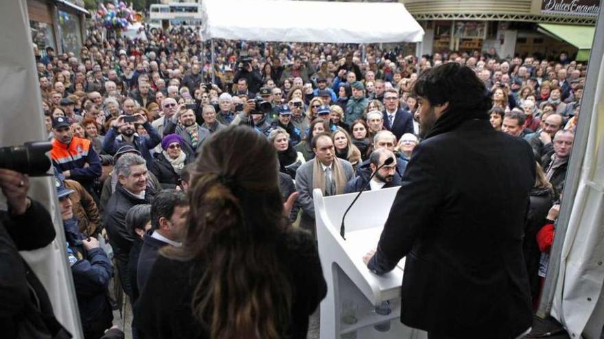 Instante del pregón, que también se ofreció en lenguaje de signos. // Bernabé/Luismy