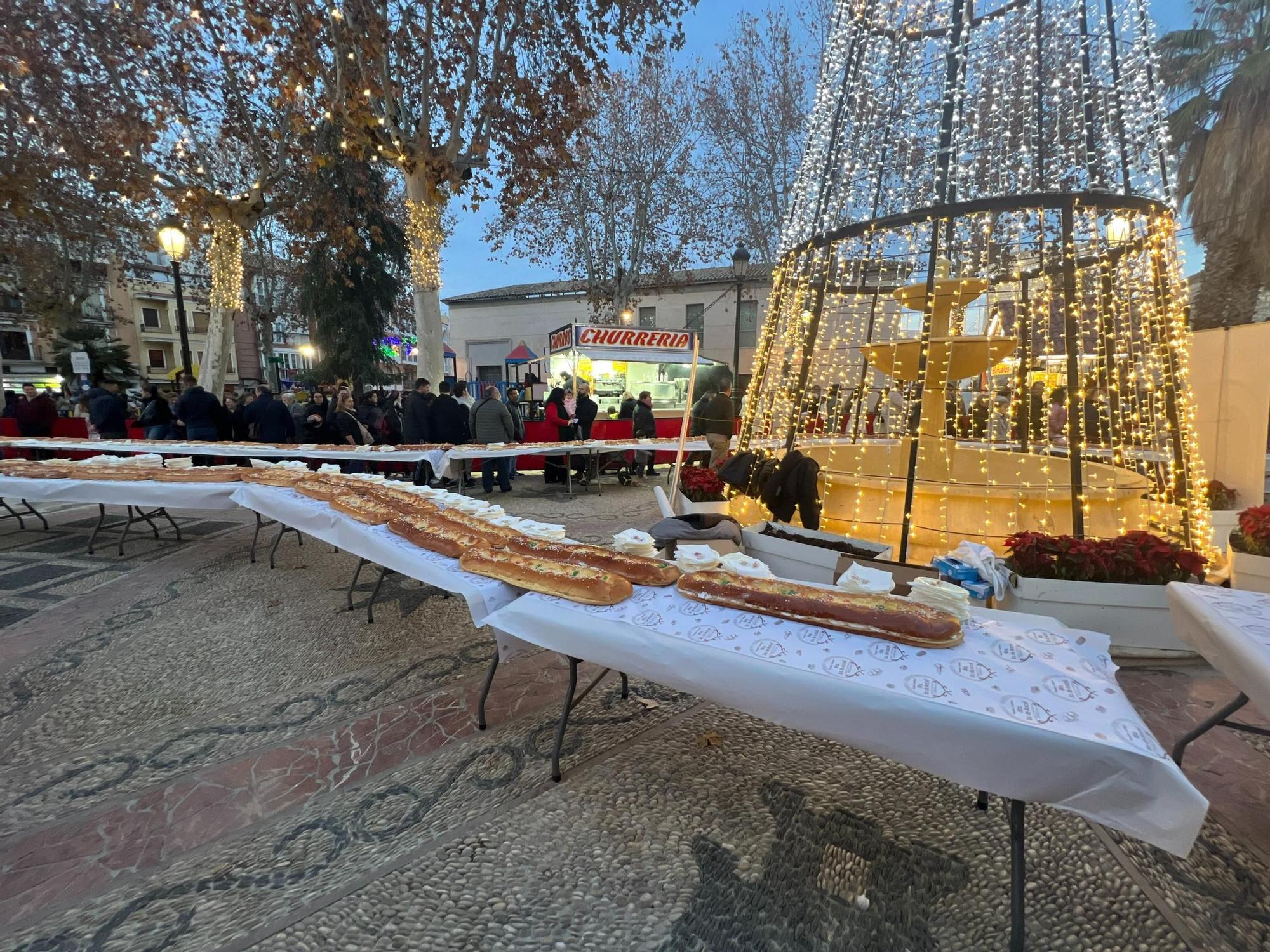 Roscón gigante en Lucena