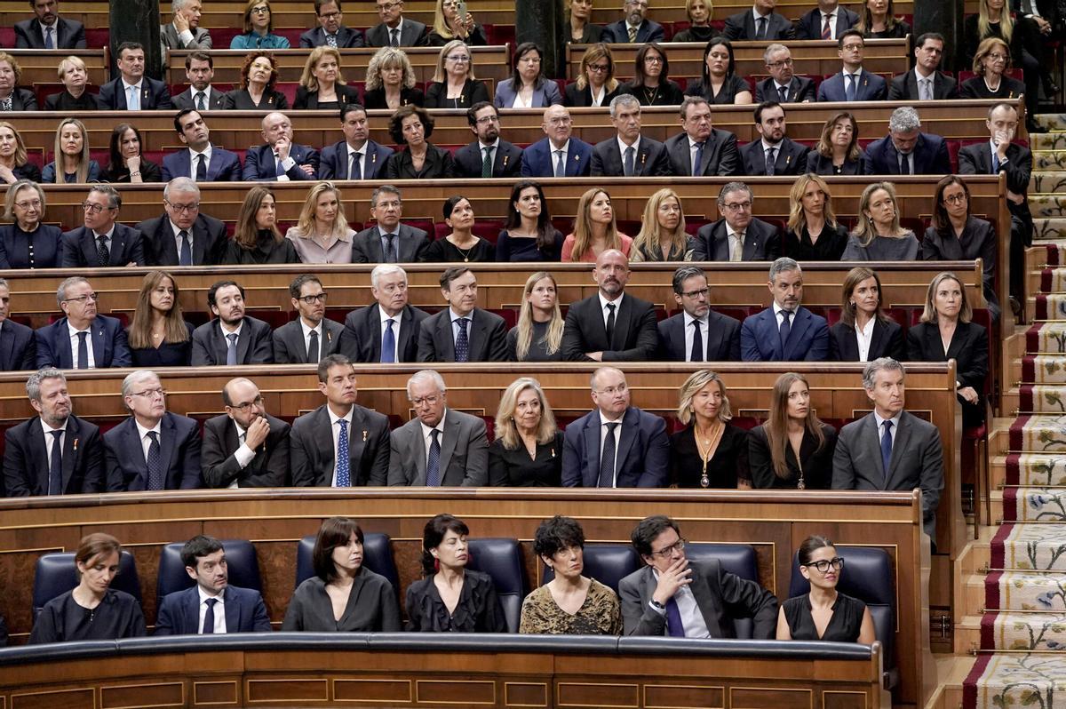 La bancada popular, durante las palabras del Papa en el Congreso. La bancada popular, durante las palabras del Papa en el Congreso.