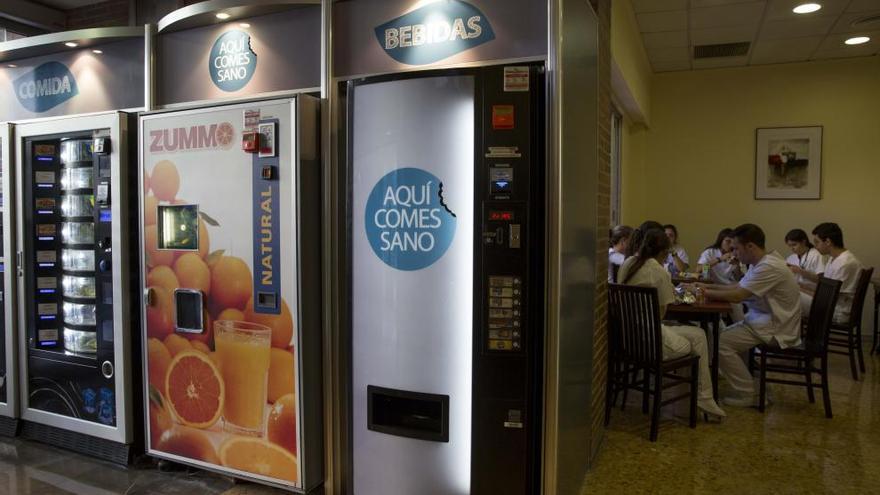 El «espacio saludable» de ´vending´ en Quironsalud.