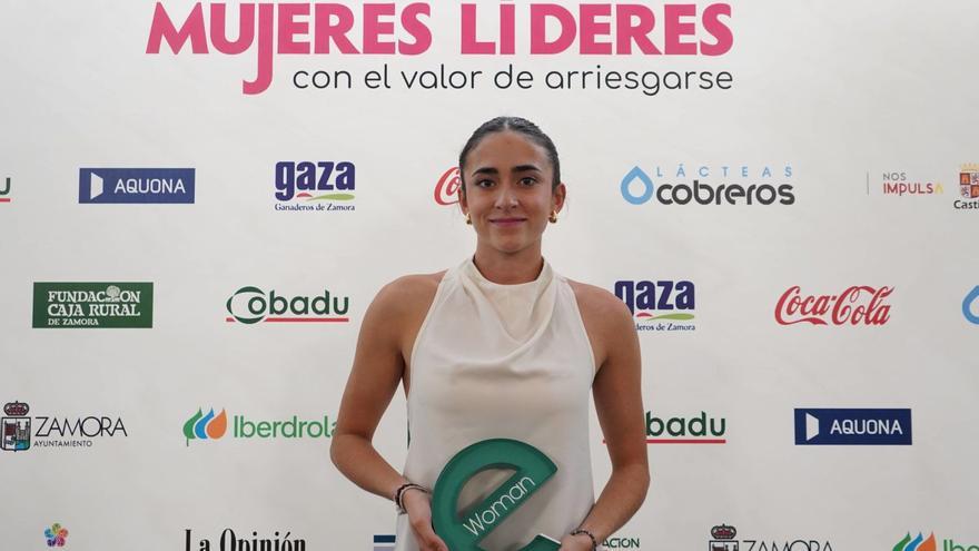 Ana Bailón, premio eWoman Mérito Deportivo. | JOSE LUIS FERNÁNDEZ