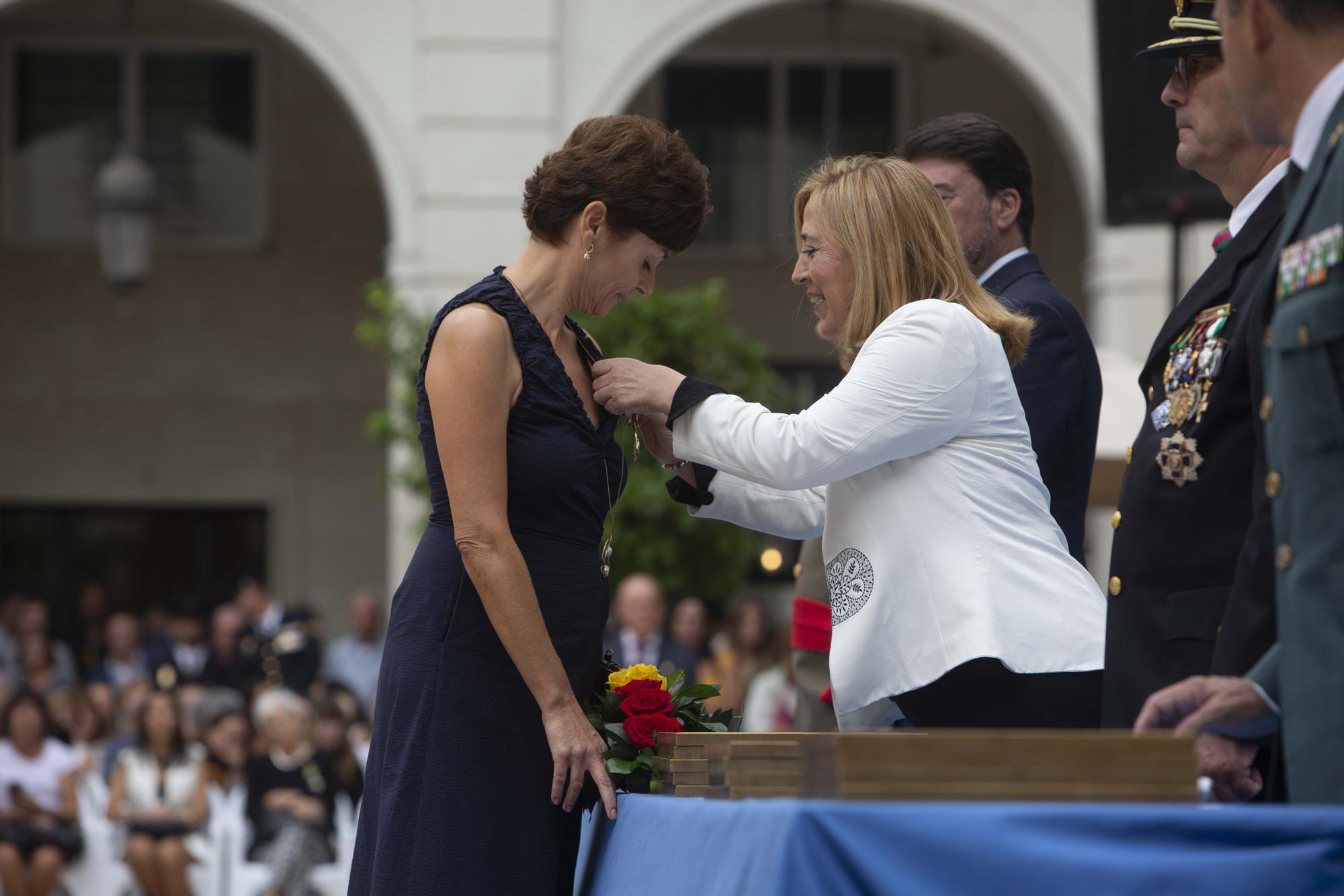 Actos de celebración del Patrón de la Policía Nacional en Alicante.