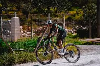 Diego Llosa, mejor deportista de Villaviciosa, sueña con triunfar en la modalidad ciclista de gravel: “Quiero ganar un campeonato de España”