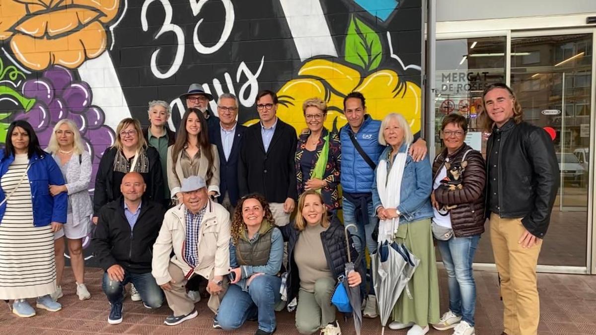 Salvador Illa amb l'equip socialista de Roses