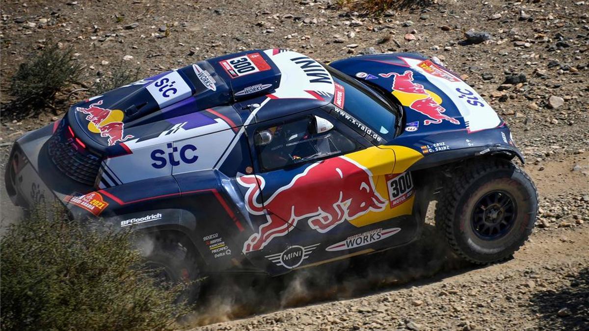 Carlos Sainz ganó la primera etapa del Dakar